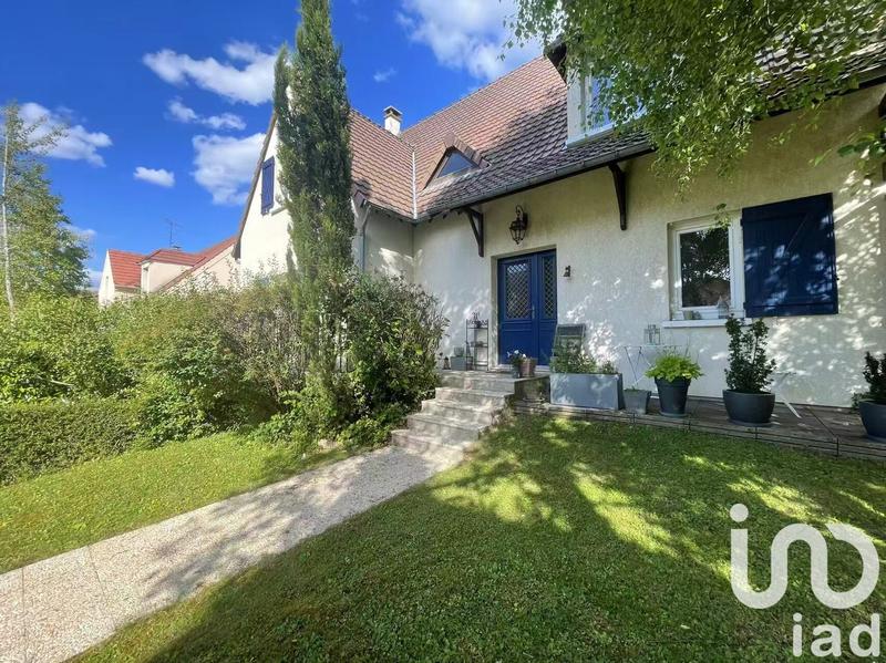 Maison - 182 m² - 7 pièces