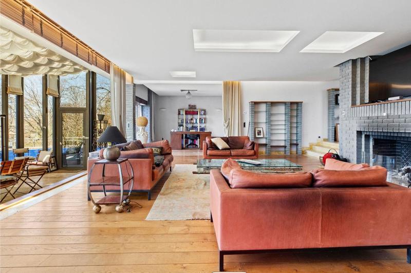 Maison - 464 m² - 14 pièces