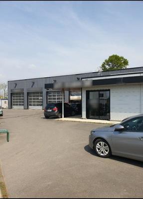 Local d'activité / Entrepôt - 900 m²