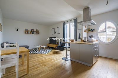 Appartement - 84 m² - 4 pièces
