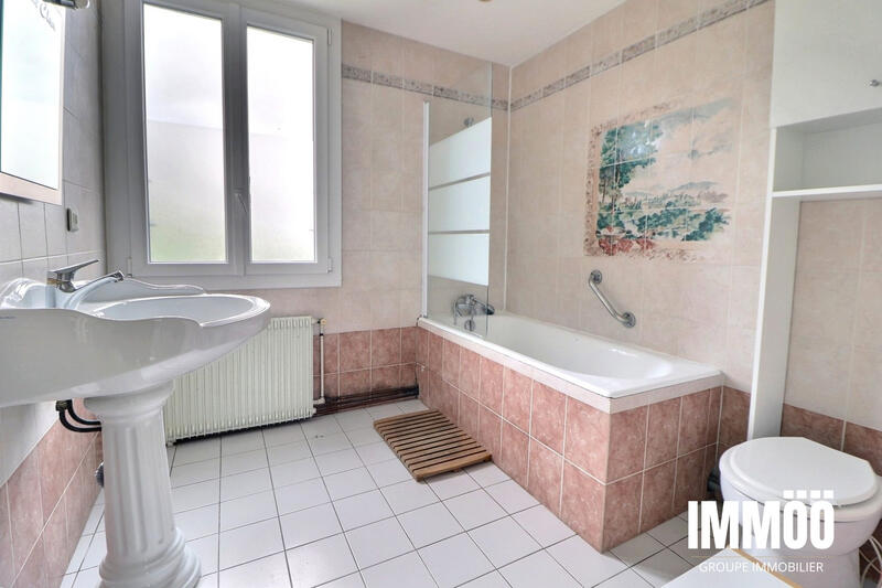 Maison ancienne - 111 m² - 5 pièces