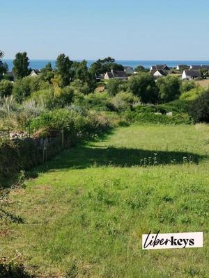 Terrain constructible - 1 650 m²