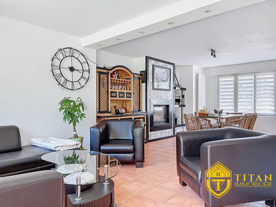 Maison - 148 m² - 5 pièces