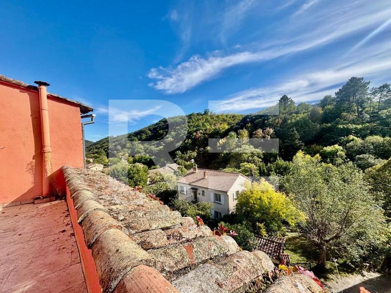 Maison de village - 90 m² - 4 pièces