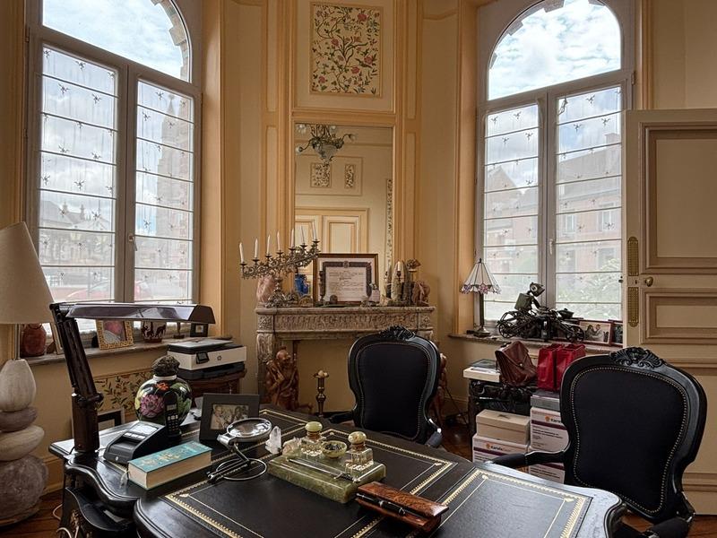 Maison bourgeoise - 336 m² - 12 pièces