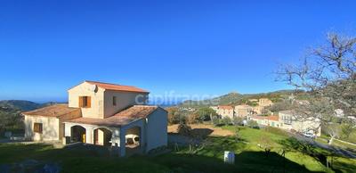 Propriété - 130 m² - 6 pièces