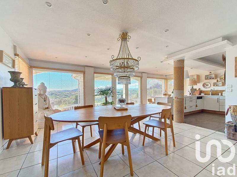 Maison de maîtres - 234 m² - 7 pièces