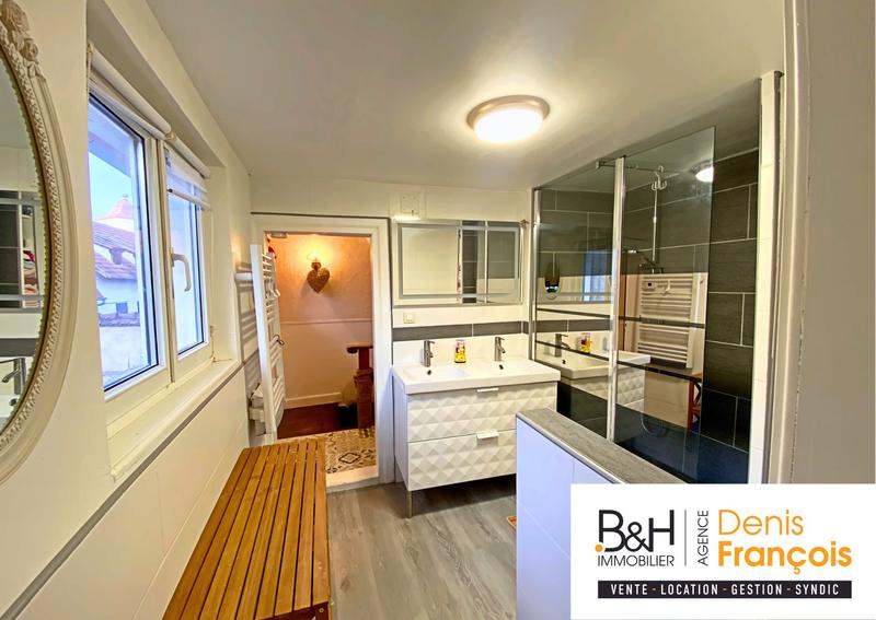 Maison ancienne - 102 m² - 5 pièces