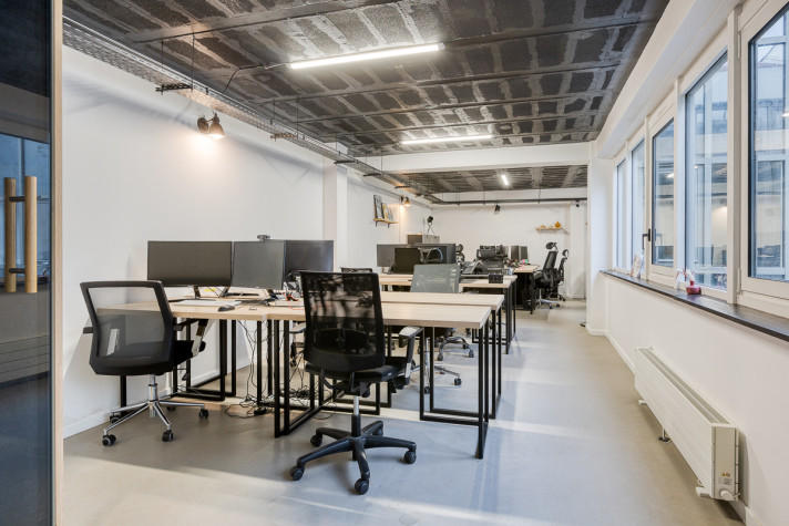 Local commercial - 450 m² - 20 pièces