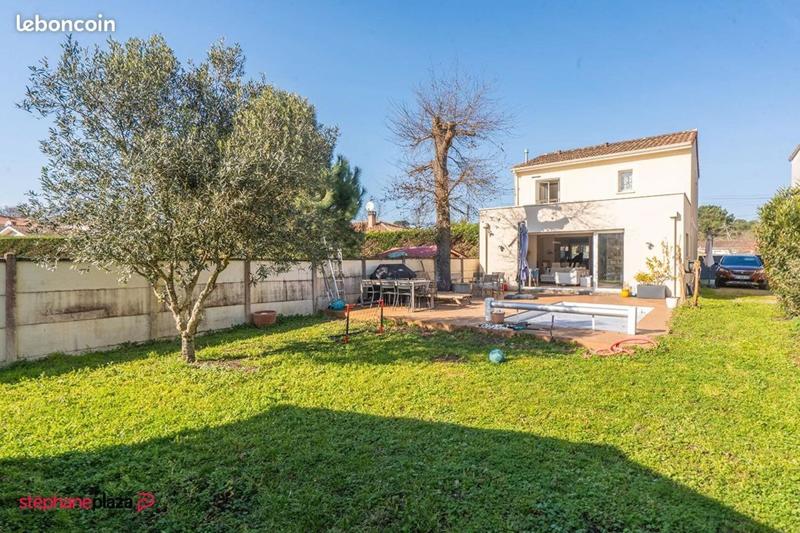Maison - 130 m² - 6 pièces