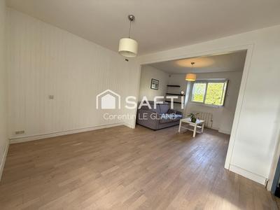 Maison - 80 m² - 5 pièces