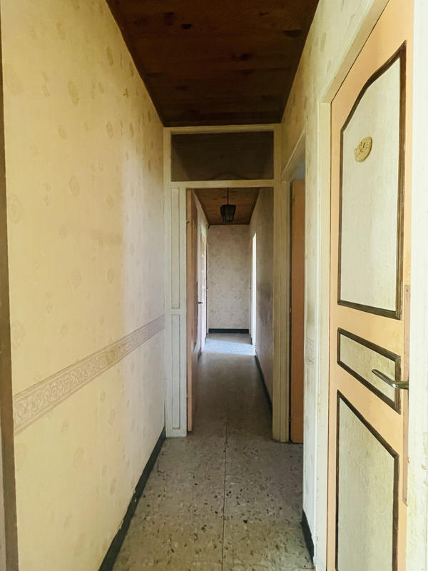 Maison - 207 m² - 8 pièces