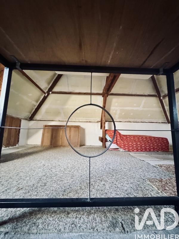 Maison - 90 m² - 5 pièces