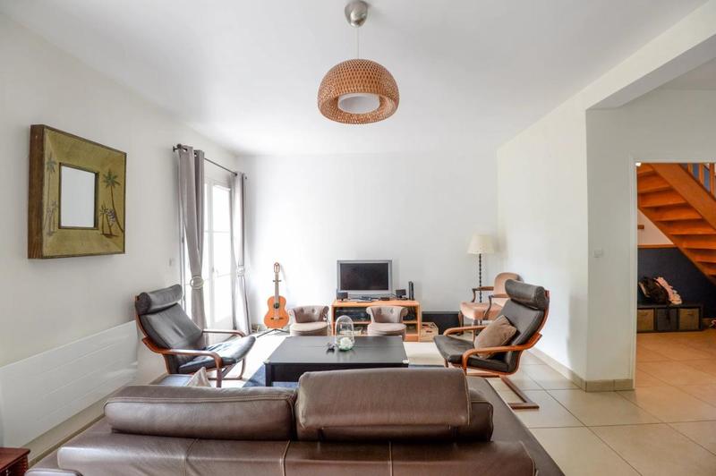 Maison - 146 m² - 6 pièces