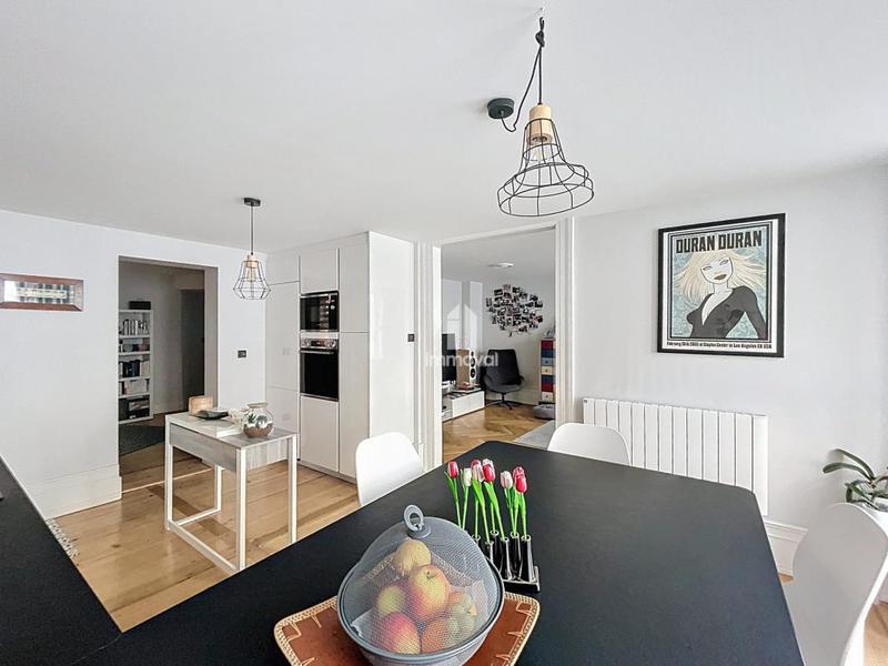 Appartement - 81 m² - 4 pièces