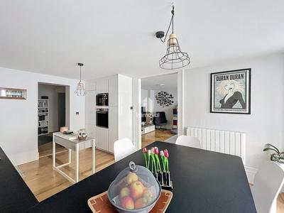 Appartement - 81 m² - 4 pièces