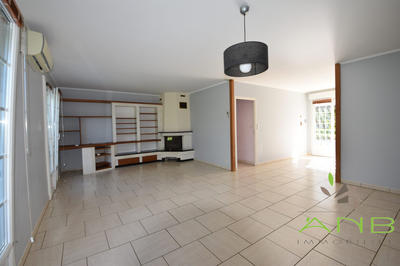 Maison - 135 m² - 6 pièces