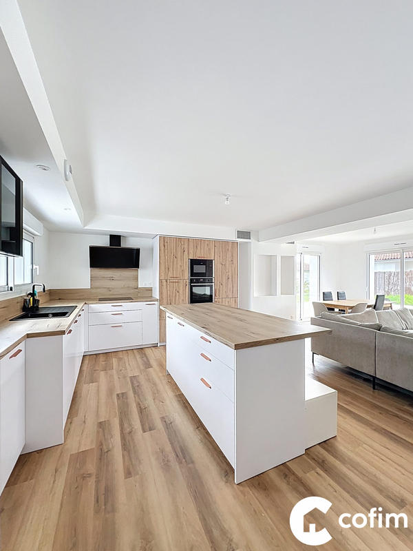 Maison contemporaine - 155 m² - 6 pièces