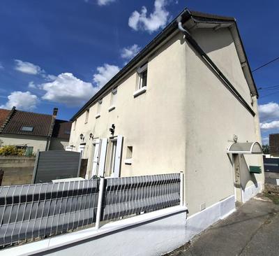 Maison - 77 m² - 4 pièces