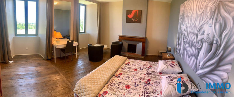 Maison - 820 m² - 18 pièces