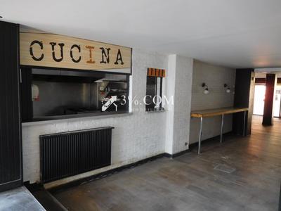 Local commercial - 150 m²