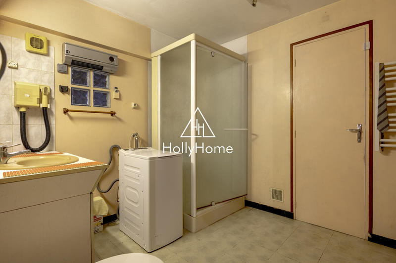 Maison - 170 m² - 8 pièces