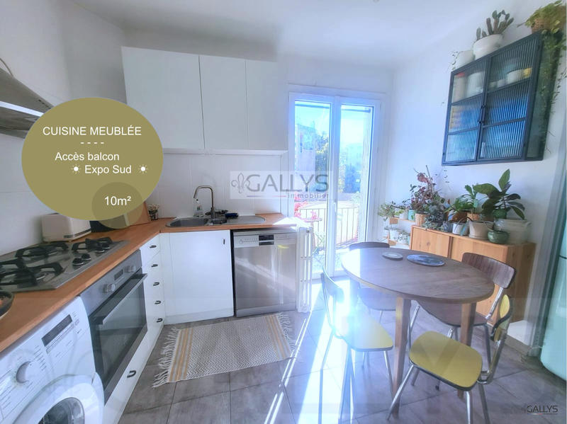 Appartement - 80 m² - 3 pièces