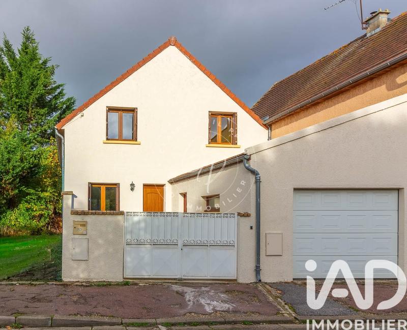 Maison - 135 m² - 6 pièces