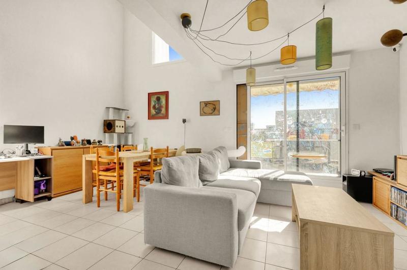 Appartement - 83 m² - 4 pièces