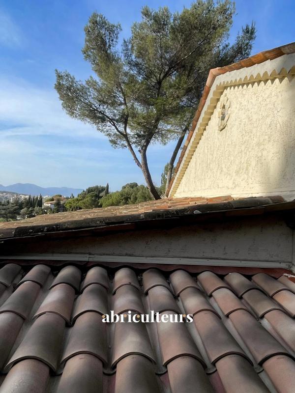 Maison ancienne - 227 m² - 7 pièces