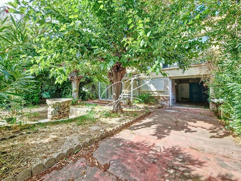 Maison - 183 m² - 8 pièces