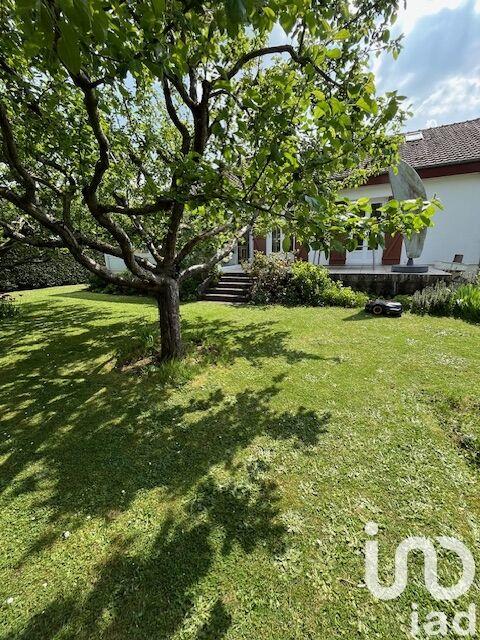 Maison - 114 m² - 7 pièces