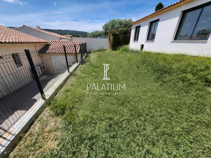 Villa - 140 m² - 6 pièces