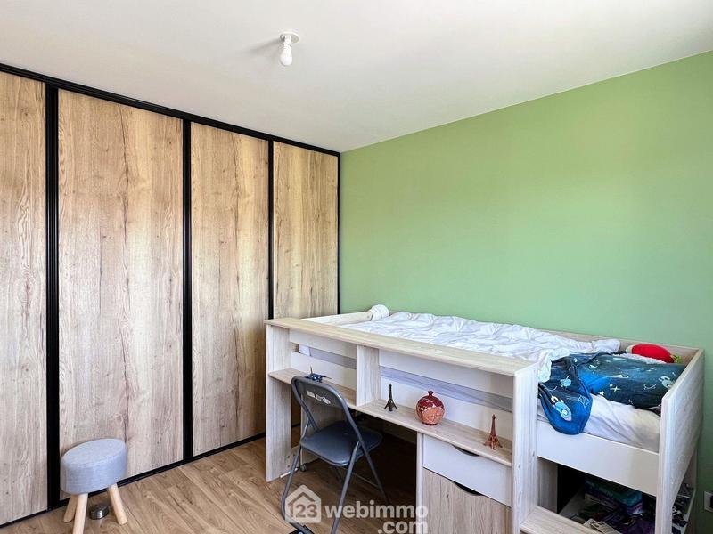 Maison - 137 m² - 5 pièces