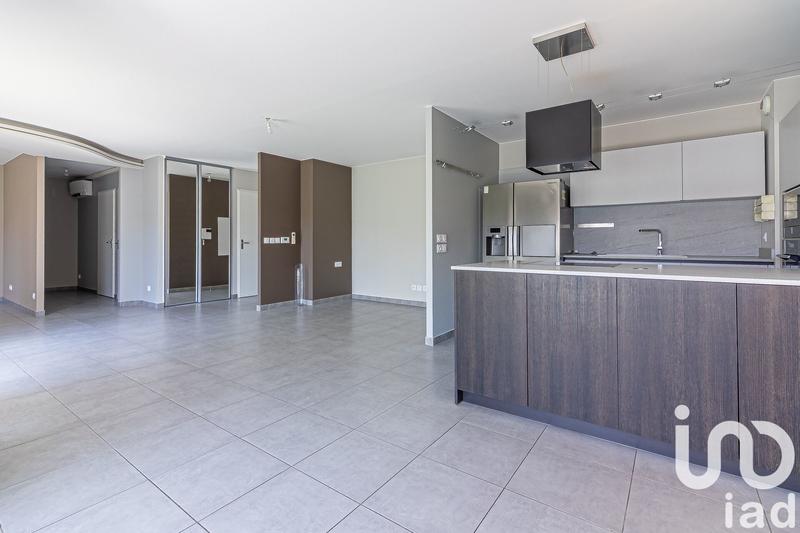 Appartement - 111 m² - 5 pièces