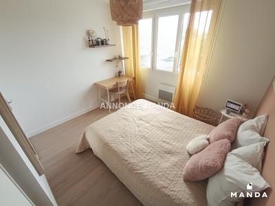 Chambre - 54 m² - 4 pièces