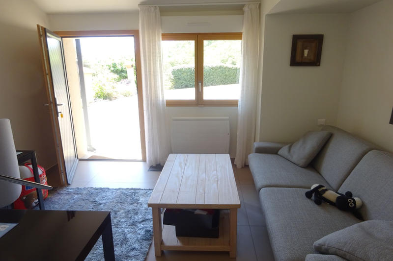 Maison - 235 m² - 7 pièces