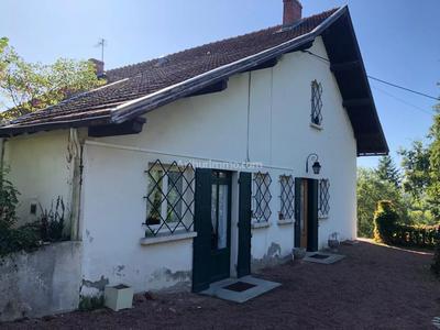 Maison - 180 m² - 9 pièces