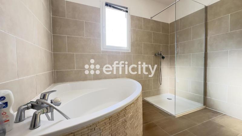 Maison - 126 m² - 4 pièces