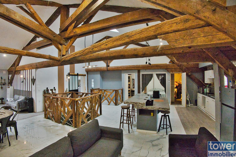 Maison - 166 m² - 5 pièces