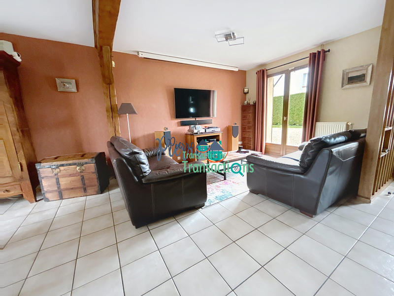 Maison - 104 m² - 5 pièces