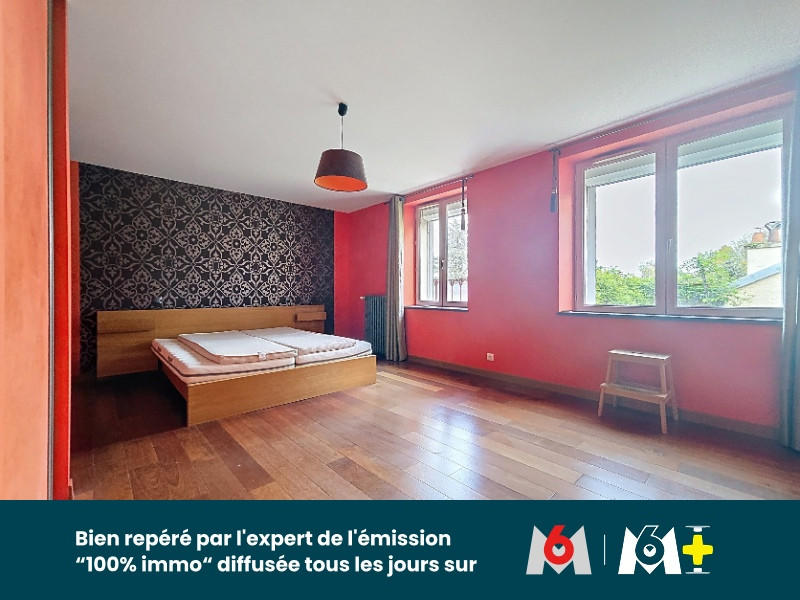 Maison - 245 m² - 7 pièces