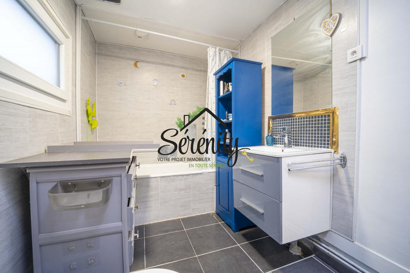 Maison - 82 m² - 4 pièces