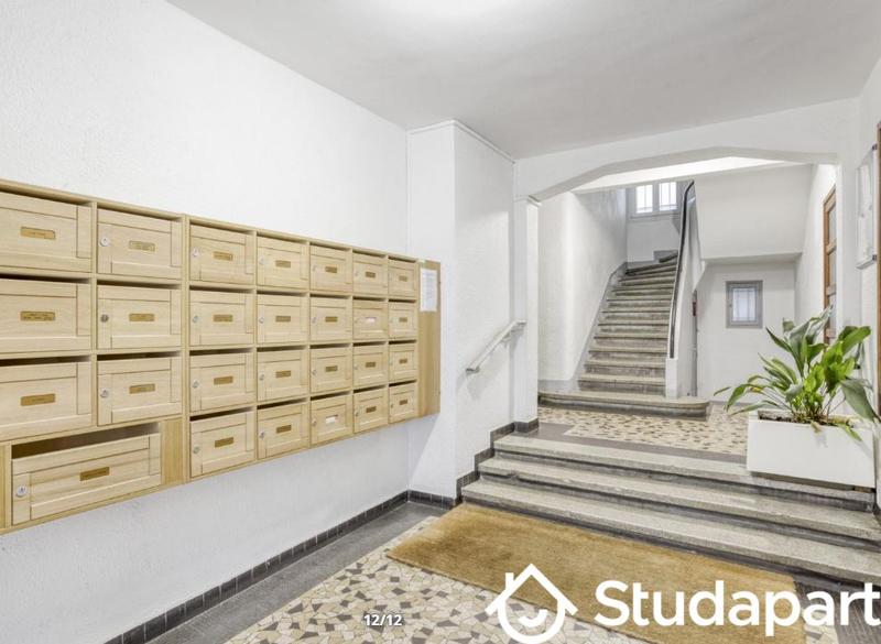 Chambre - 11 m² - 1 pièce