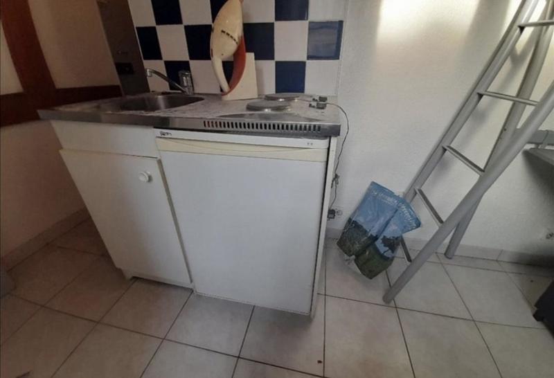 Studio - 11 m² - 1 pièce