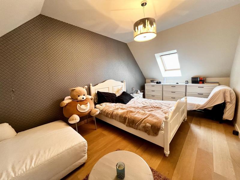 Maison - 136 m² - 7 pièces