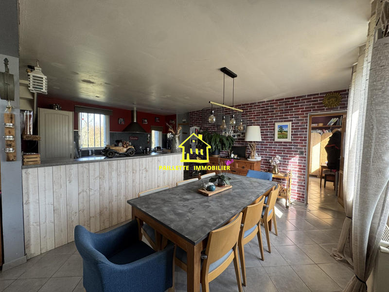 Maison - 135 m² - 6 pièces