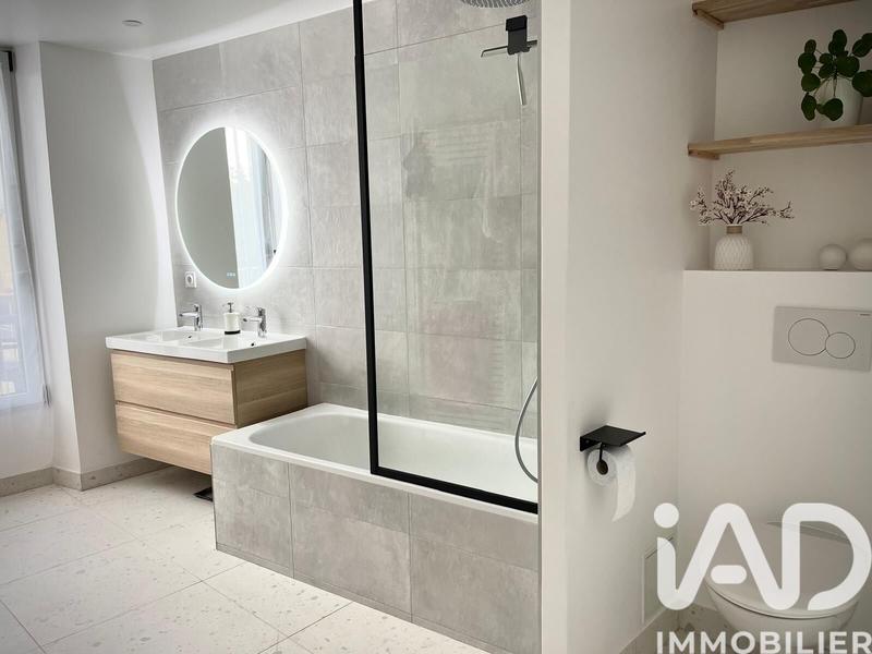 Maison - 172 m² - 10 pièces