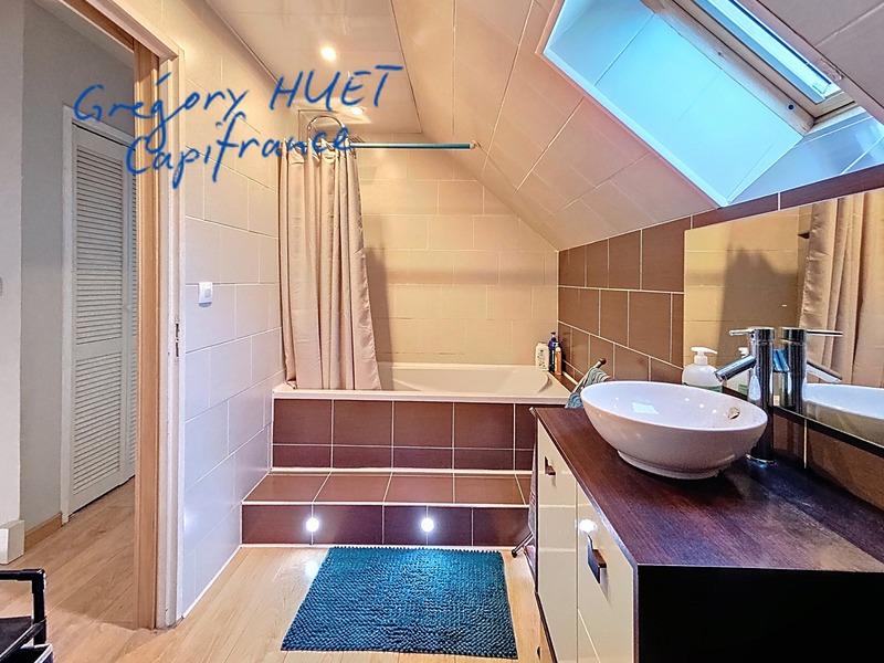 Maison - 149 m² - 7 pièces