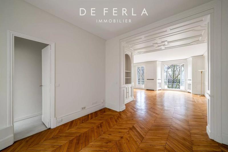 Appartement - 191 m² - 5 pièces